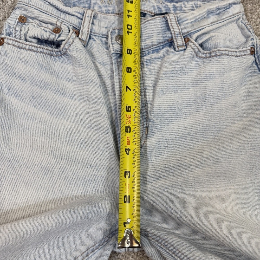 American Eagle Strigid Mom Jeans Light Wash Straight Leg High Rise Size 000 x 31 - Picture 5 of 8